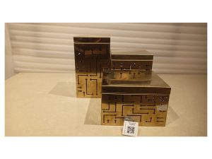 Line Pattern Gold 1 Riser