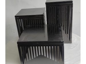 Straight Line Black Riser 0.5