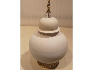 White Round Display Big