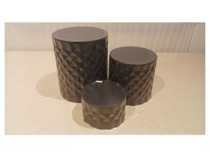 Black Small Diamond Riser