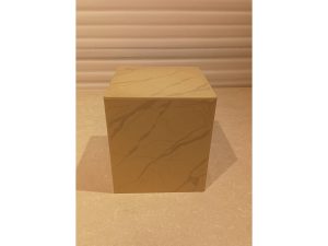 Acry Ivory Marble Riser Big
