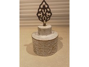 White Leaf Nobe Display Small