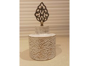 White Leaf Nobe Display Med