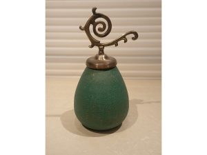 Green Display With Lid Med