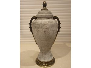 White Cup Display