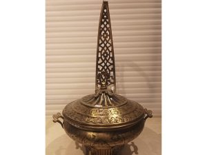 Atq Gold Flower Nobe Dish